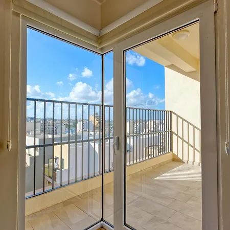 Stella Maris - 'star Of The Sea' Penthouse-sliema Sliema