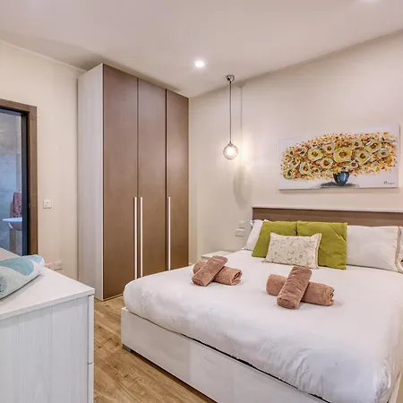 Stella Maris - 'star Of The Sea' Penthouse-sliema Apartment Sliema