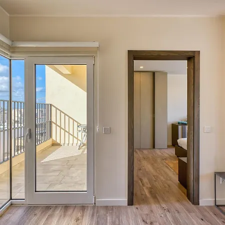 Lägenhet Stella Maris - 'star Of The Sea' Penthouse-sliema Sliema