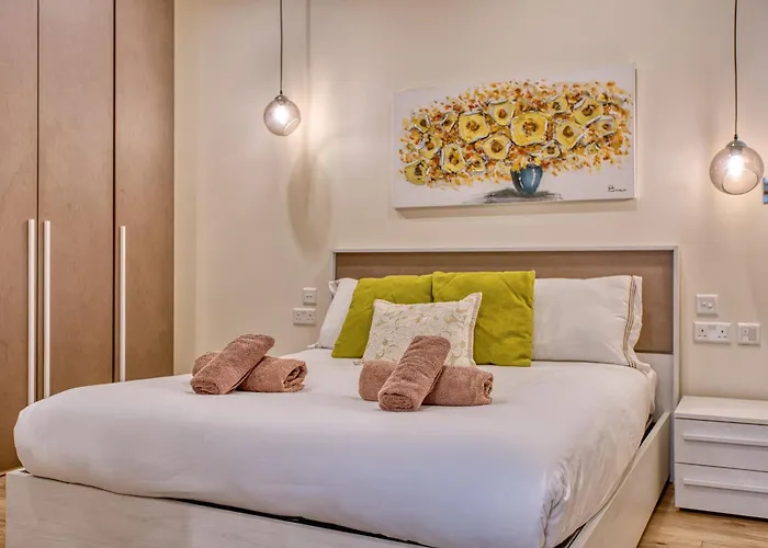 아파트 Stella Maris - 'star Of The Sea' Penthouse-sliema