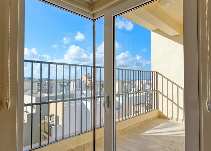 Stella Maris - 'star Of The Sea' Penthouse-sliema Sliema