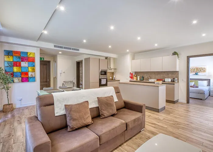 Stella Maris - 'star Of The Sea' Penthouse-sliema Apartment Sliema